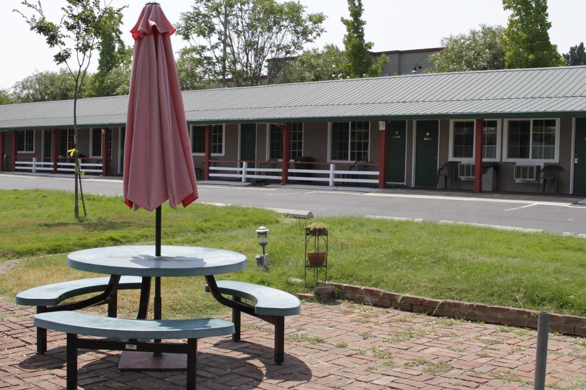 Jumping Frog Motel แองเจิลส์ แคมป์ ภายนอก รูปภาพ